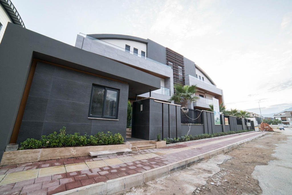 Antalya Konyaaltı'nda Lüks Villalar