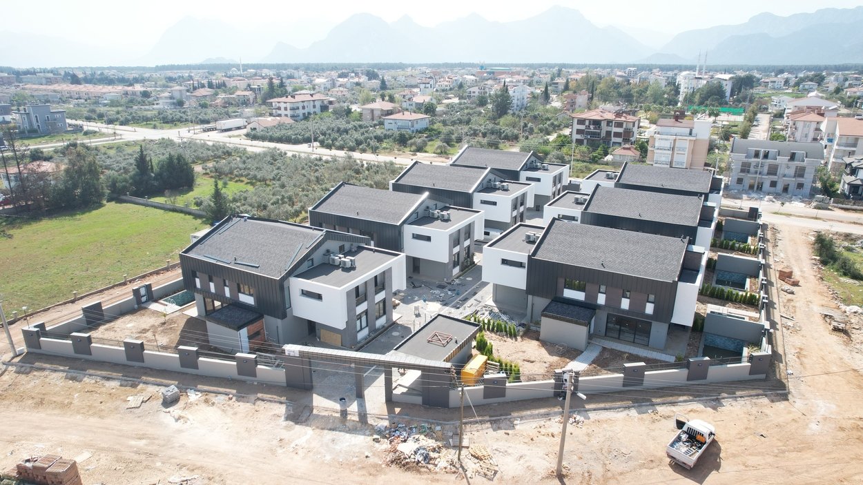 Luxury 4-Bedroom Villas for Sale in Antalya