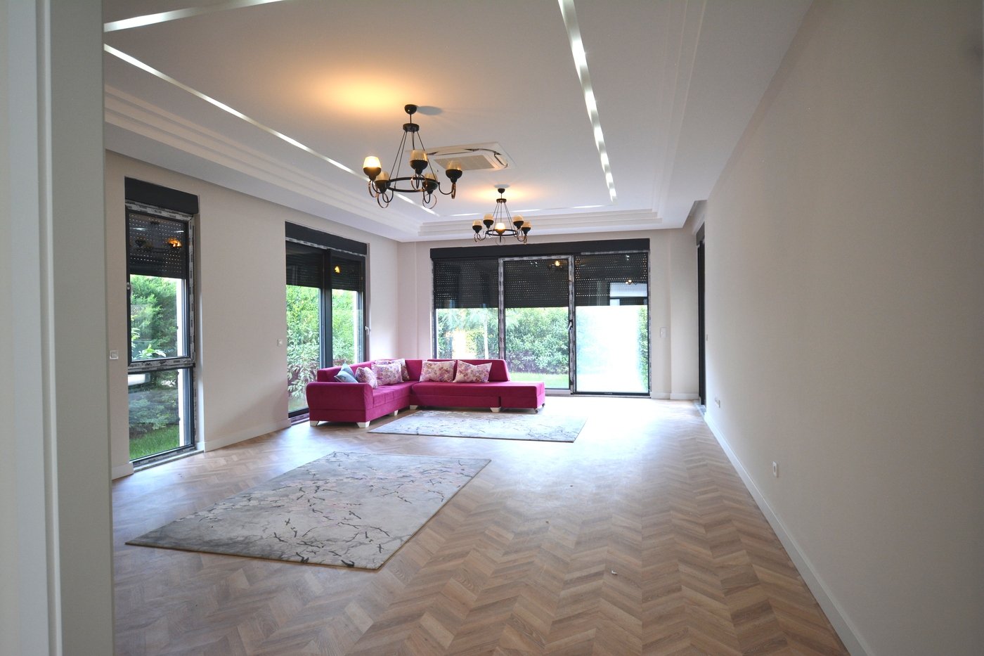Antalya'da Lüks Modern Villa - Vatandaşlık İçin İdeal