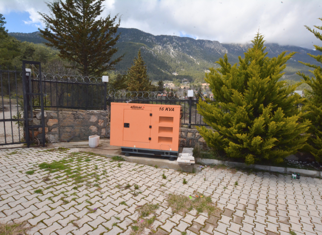 Luxurious 5+1 Villa for Sale in Kemer, Antalya
