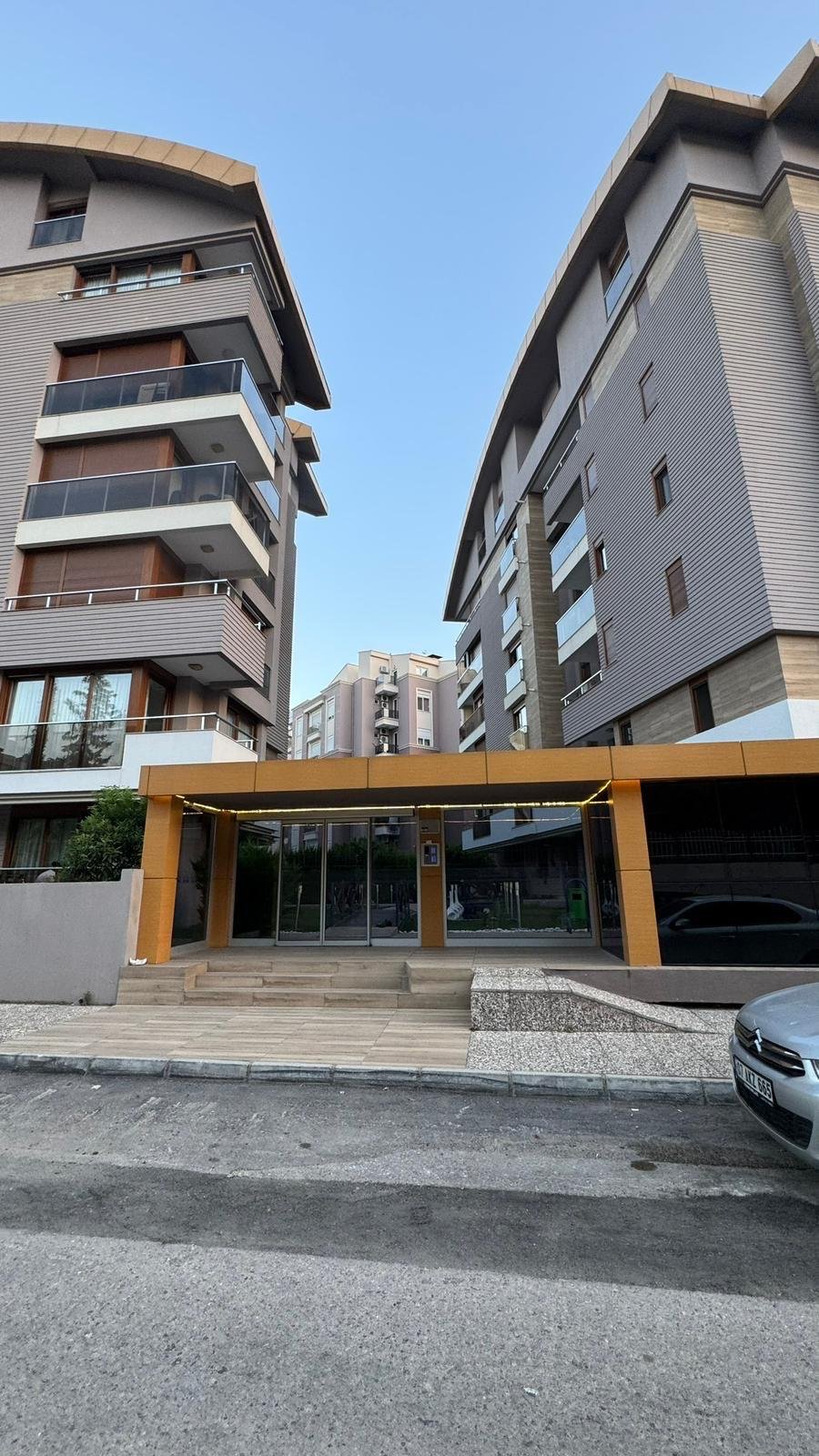 Premium 3+1 Lüks Daire Uncalı'da – Havuz, Spor Salonu & Modern Tasarım