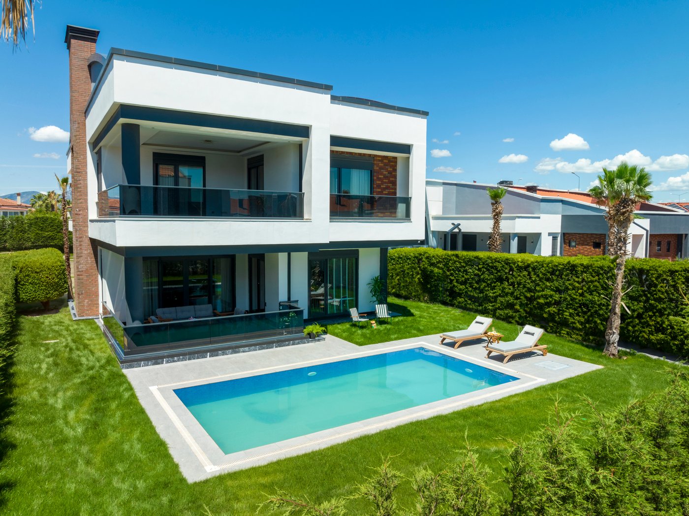 Taurus Dağları'na Yakın Lüks Villalar Antalya'da
