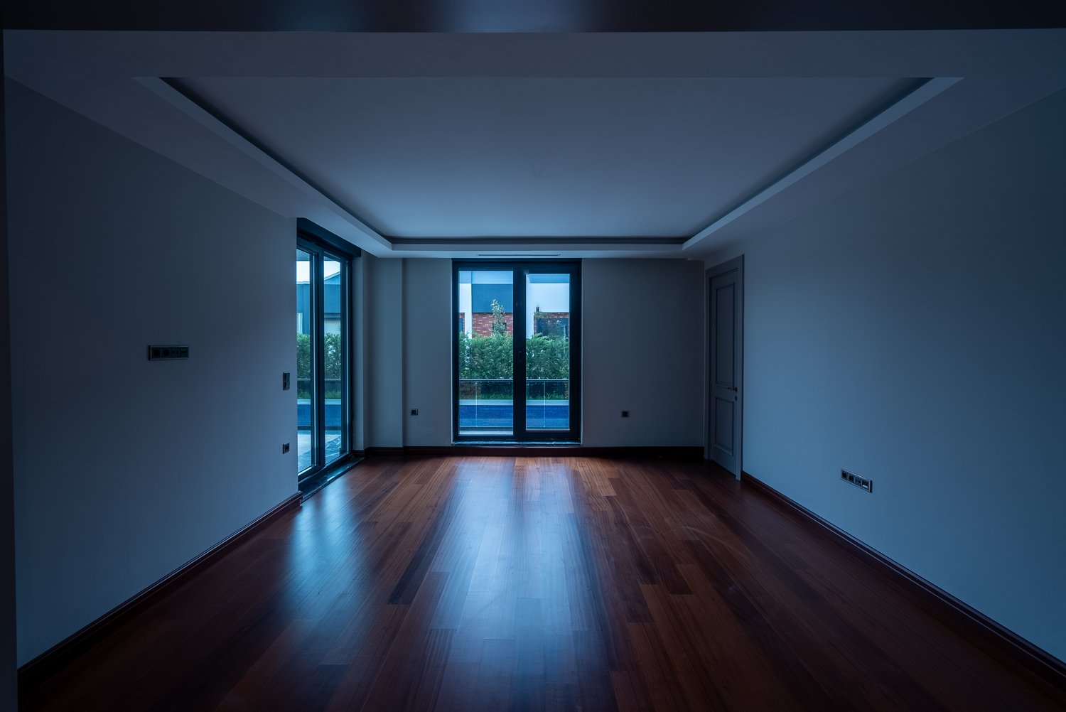 Antalya'da Lüks 8 Yatak Odalı Triplex Villa - Türk Vatandaşlığına Uygun