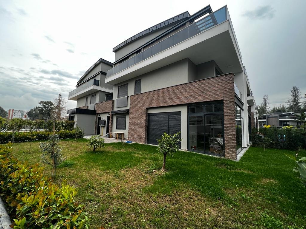 Konyaaltı, Antalya'da Satılık Premium 4+1 Lüks Villa – Molla Yusuf