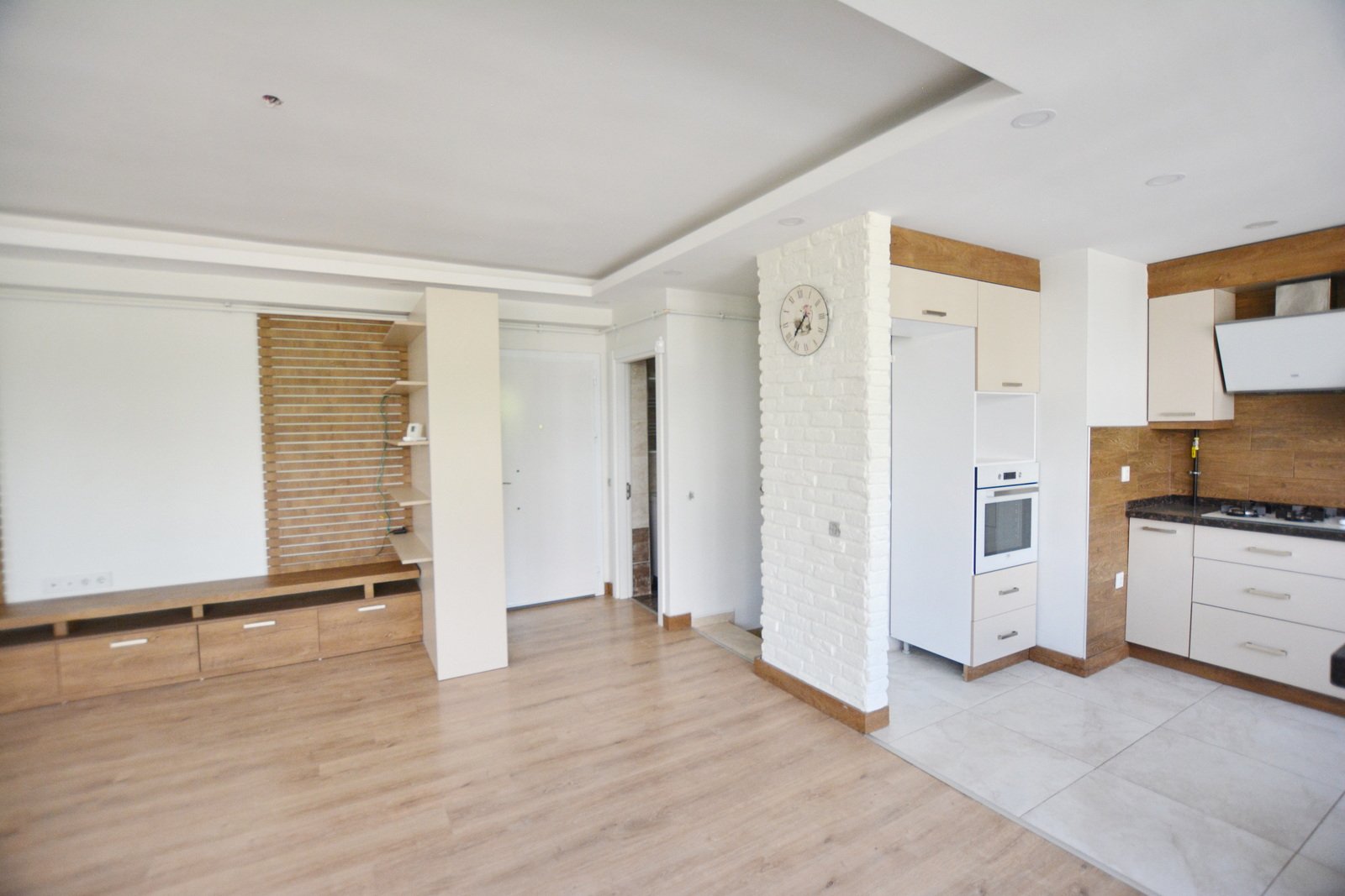Premium Duplex Apartment in Konyaalti, Steps from the Sea