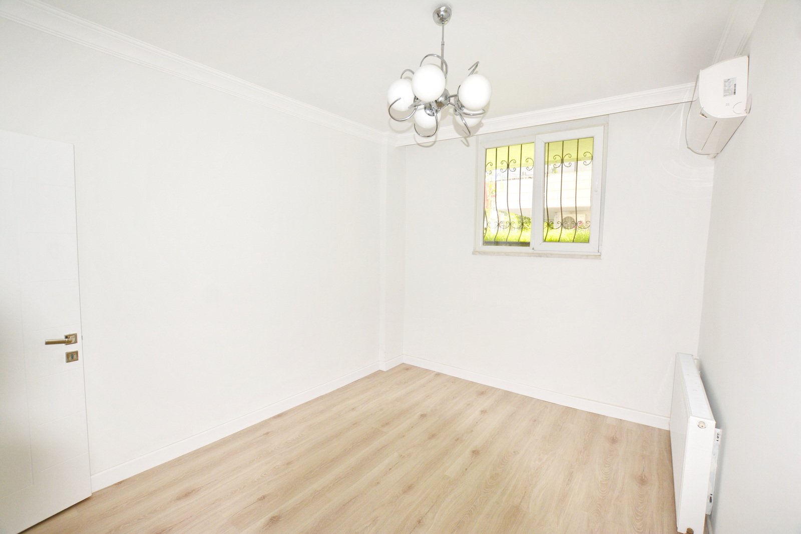 Premium Duplex Apartment in Konyaalti, Steps from the Sea