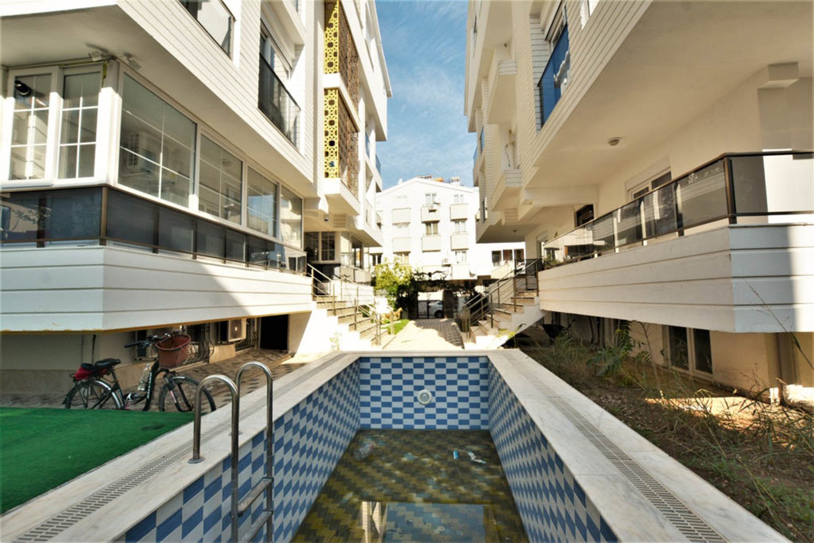 Premium Duplex Apartment in Konyaalti, Steps from the Sea