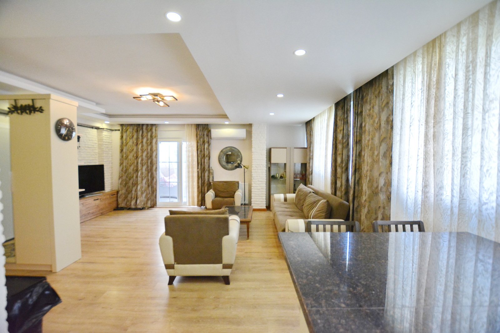 Premium Duplex Apartment in Konyaalti, Steps from the Sea