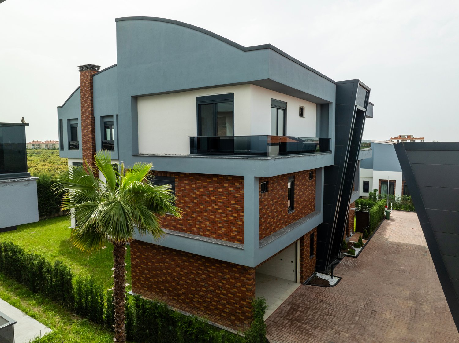 Luxury 8-Bedroom Triplex Villa in Antalya - Eligible for Turkish Citizenship