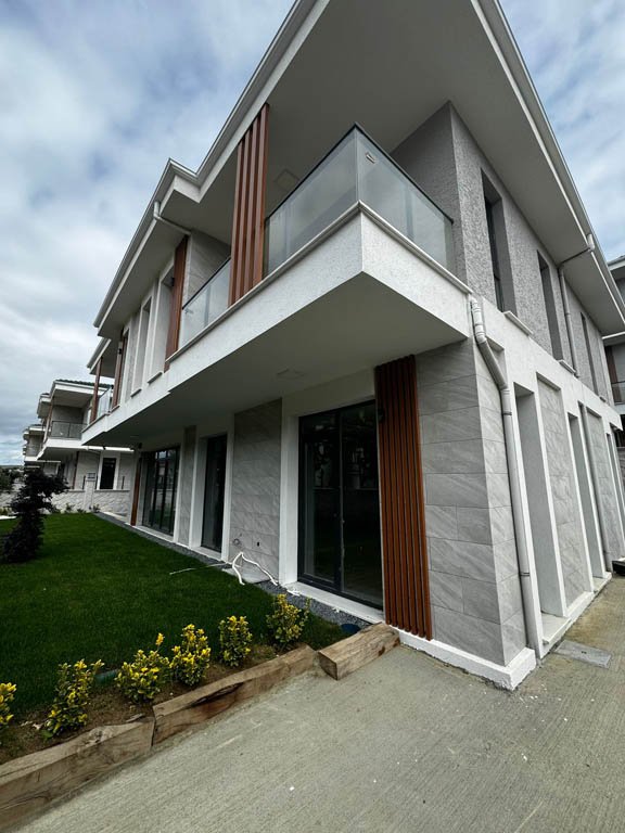 Büyükçekmece – Kumburgaz Lüks Villa Projesi
